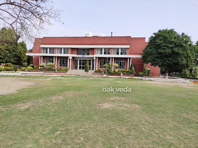 Image of Apeejay School, Sector 16A, Noida